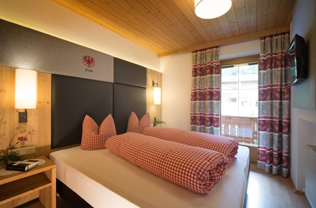 Fernblick Apartamento Mayrhofen Quarto foto